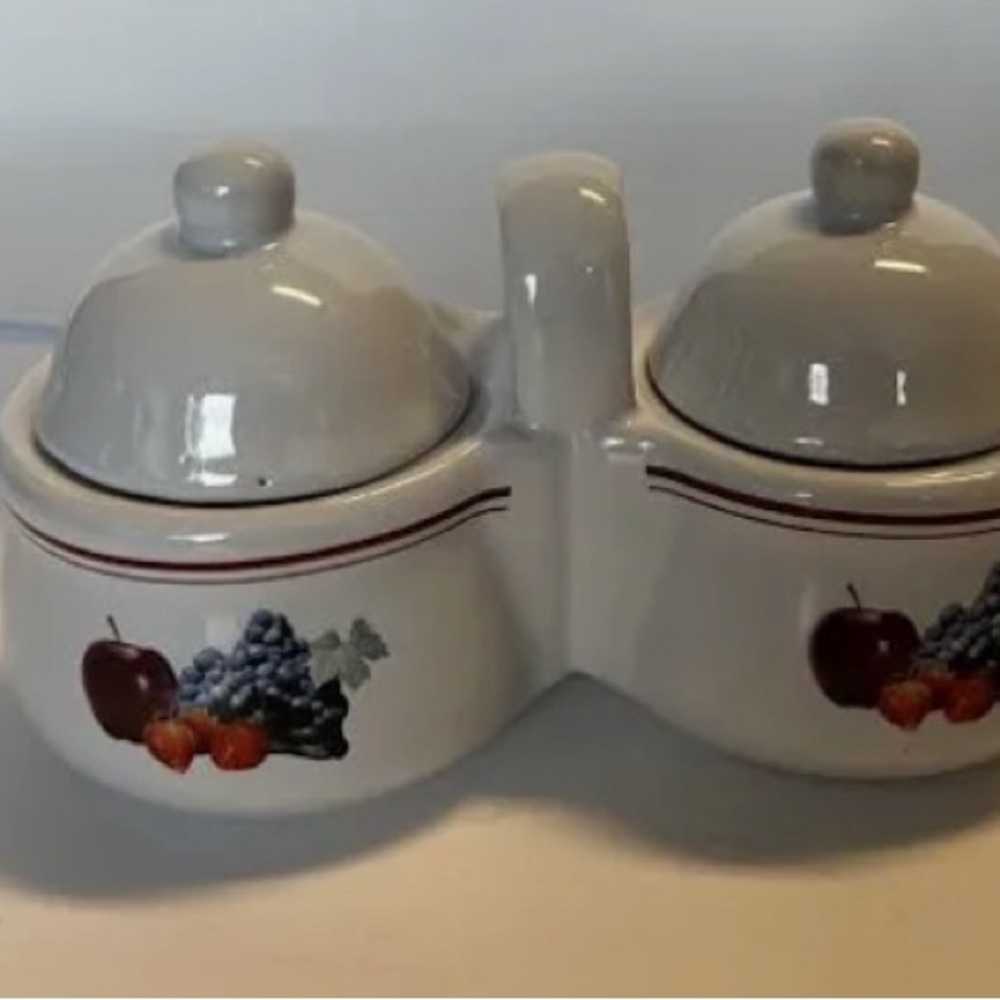 Houston Harvest  Black and White Ceramic Base